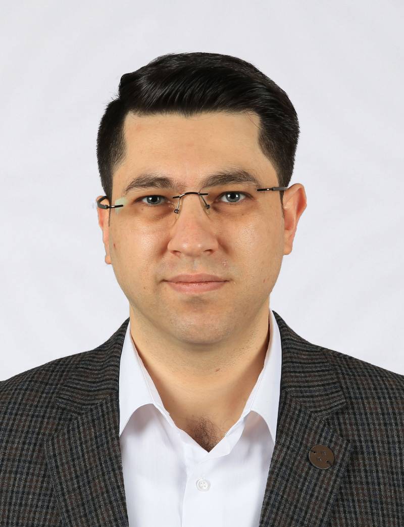Doç. MUSTAFA CÜNEYT ÖZŞAHİN
