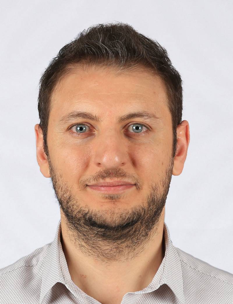 Dr. Öğr. Üyesi SELMAN BAYRAKCI