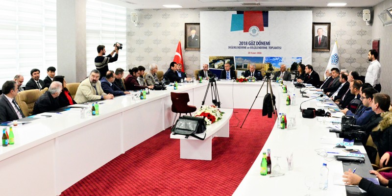 Üniversitemiz 2018 Güz Dönemi Değerlendirme ve Bilgilendirme Toplantısı Gerçekleştirildi 