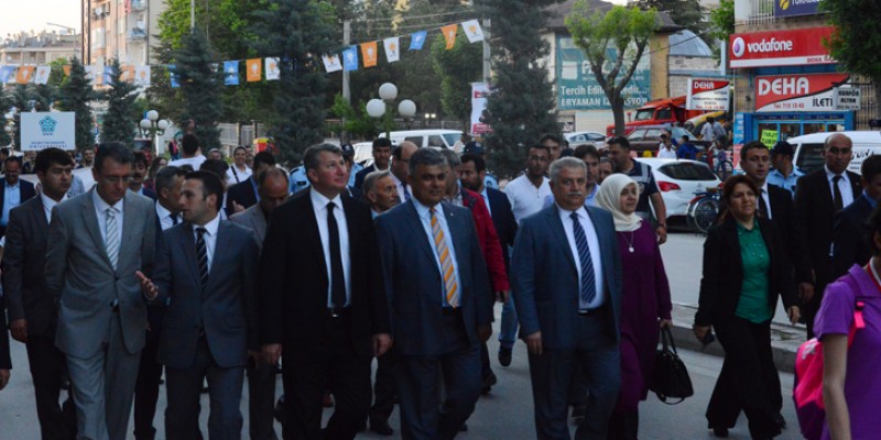 Üniversitemizi Yeni Kazanan Öğrencilerimizin Dikkatine