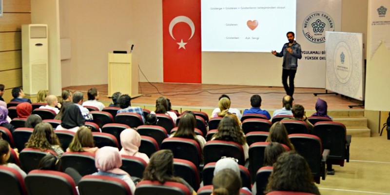 Güzel Sanatlar Fakültesi İki Konferansa Ev Sahipliği Yaptı