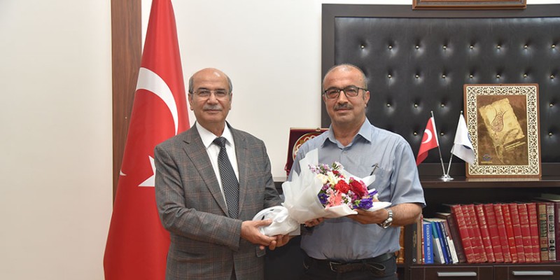 Fakültemiz Öğretim Üyesi Prof. Dr. İbrahim COŞKUN Karamanoğlu Mehmetbey Üniversitesi İslami İlimler Fakültesi Dekanı Oldu