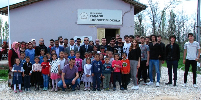 Üniversitemizden Köy Okullarına Geleneksel Yardım Etkinliği 