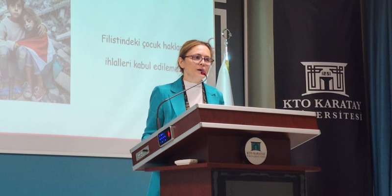 Dekanımız Prof. Dr. Neslihan Durmuşoğlu Saltalı KTO Karatay Üniversitesi'nde Cumhuriyetten Günümüze Sağlığın Yüzyılı Sempozyumunda "Çocuk Gelişiminin Dünü Bugünü Yarını" Konulu  Konuşma Yapmıştır