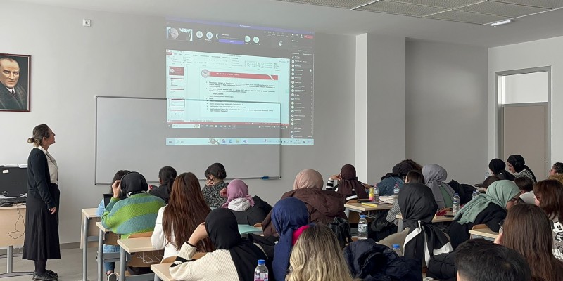 "Sağlık Bakanlığı Teşkilat Yapısı ve Özellikli Sağlık Hizmetleri" Konulu Söyleşi