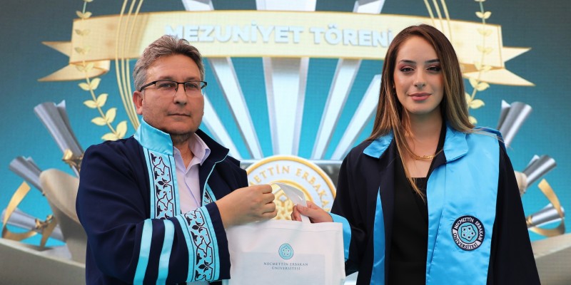 Üniversitemiz 2024 Bölüm Birincileri Mezuniyet ve Geleceğe Mesaj Töreni