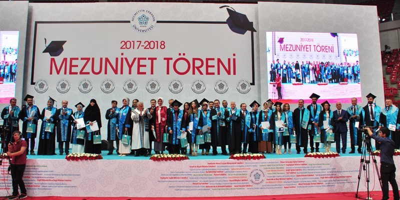 Üniversitemiz 2017-2018 Genel Mezuniyet Töreni Gerçekleşti