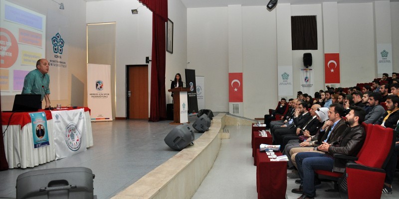 Rekreasyon Yönetimi Topluluğu öncülüğünde “Herkes İçin Spor ve Rekreasyon” Konulu Konferans Gerçekleştirildi