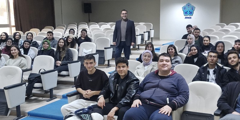 Öğretim Üyemiz Prof. Dr. Mustafa KOCAOĞLU, Öğrencilerimize Proje Eğitim Semineri Verdi