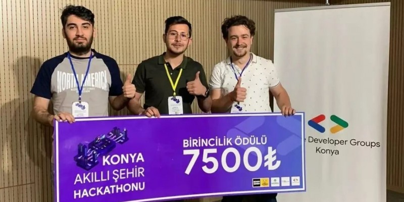 Öğrencimizden Akıllı Şehir Hackathon'u Birinciliği