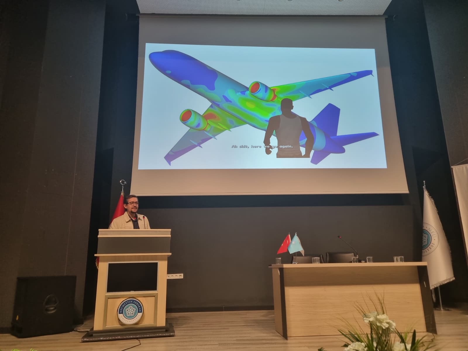 Fakültemizde "CFD ve Yapısal Analizle Tasarım Süreçleri" İsimli Konferans Gerçekleşti.