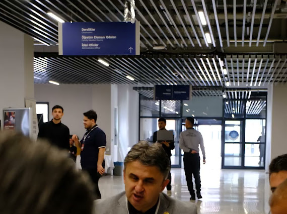 Dekanımız Prof. Dr. Murat DİLMEÇ, Üniversitemiz OSB TBMYO Tarafından Düzenlenen Savunma Sanayii Temalı Mesleki Eğitim Çalıştayı'na Katılım Sağlamıştır