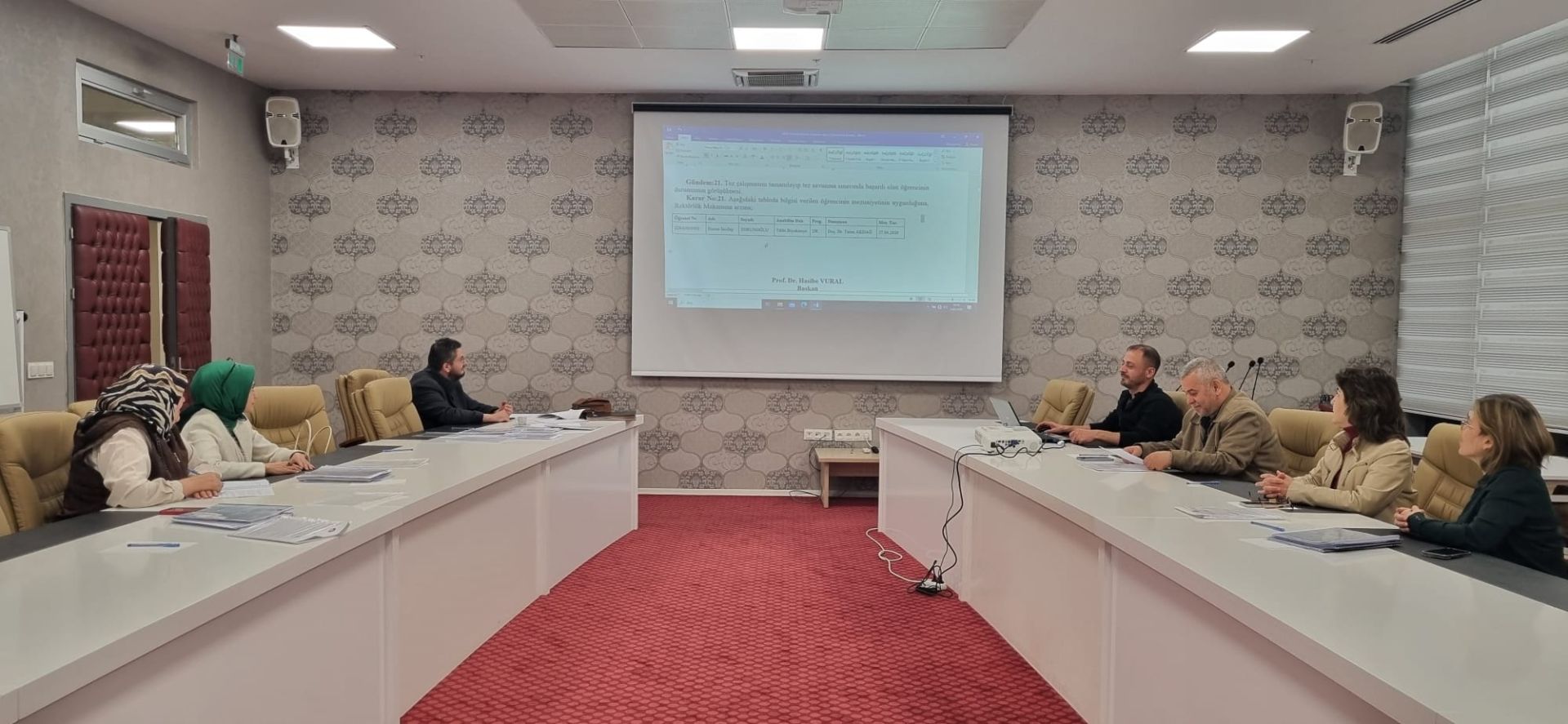 Enstitü Yönetim Kurulu Toplantısı Yapıldı.