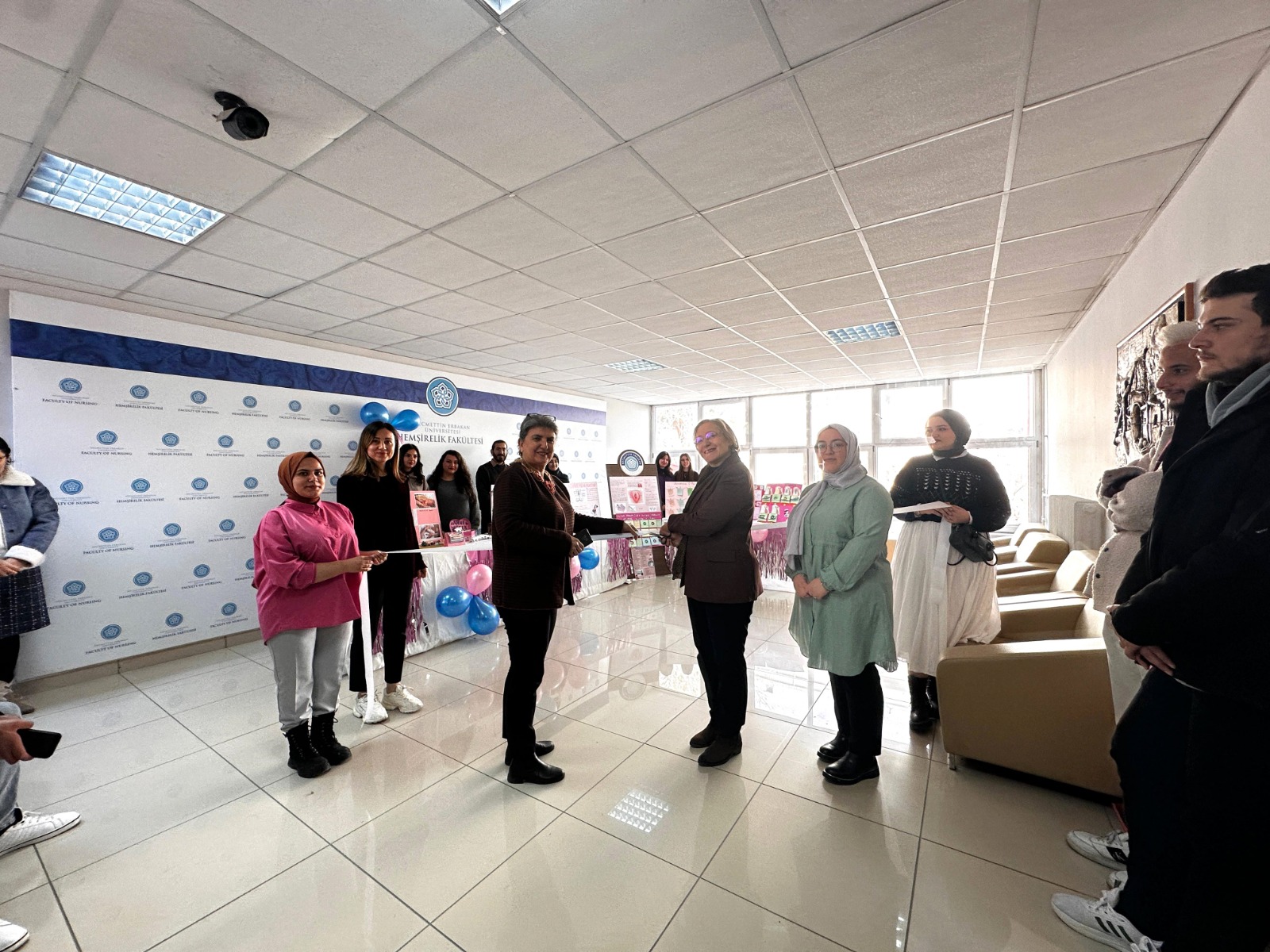 DOĞUM VE KADIN HASTALIKLARI HEMŞİRELİĞİ DERSİ EĞİTİM MATERYALLERİ SERGİSİ