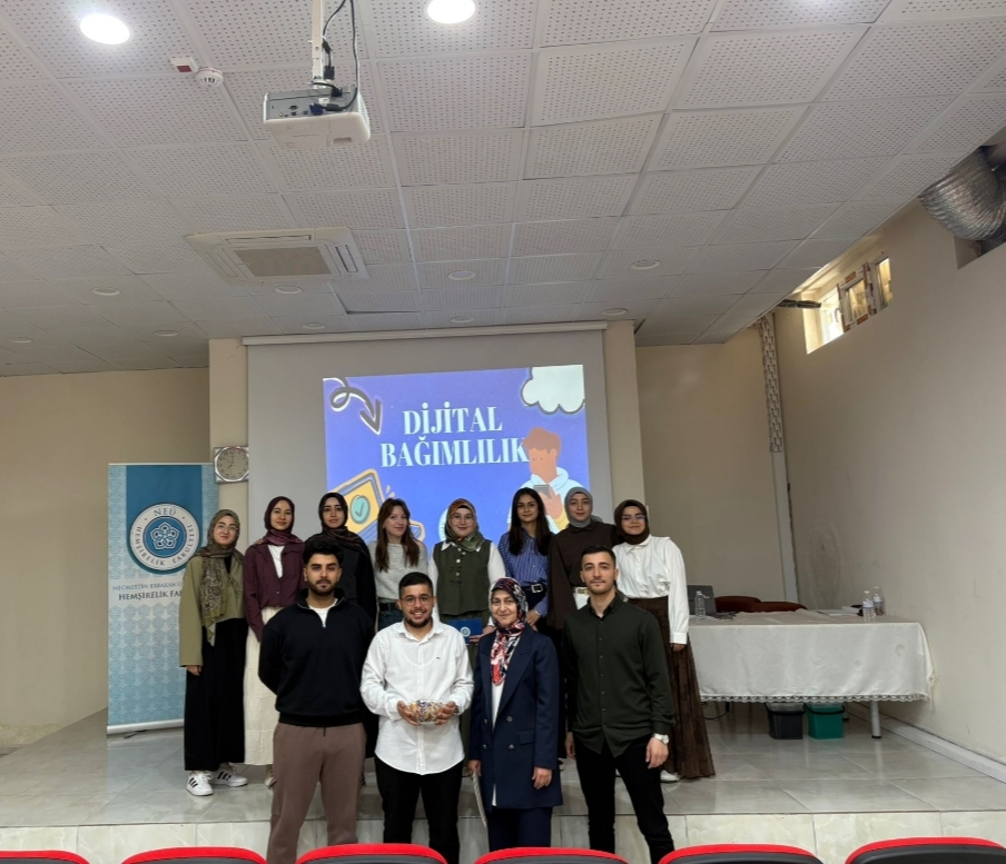 Dijital Dünyada Sağlıklı Sınırlar: İlkokul Öğrencilerine Yönelik Dijital Bağımlılık Eğitimi