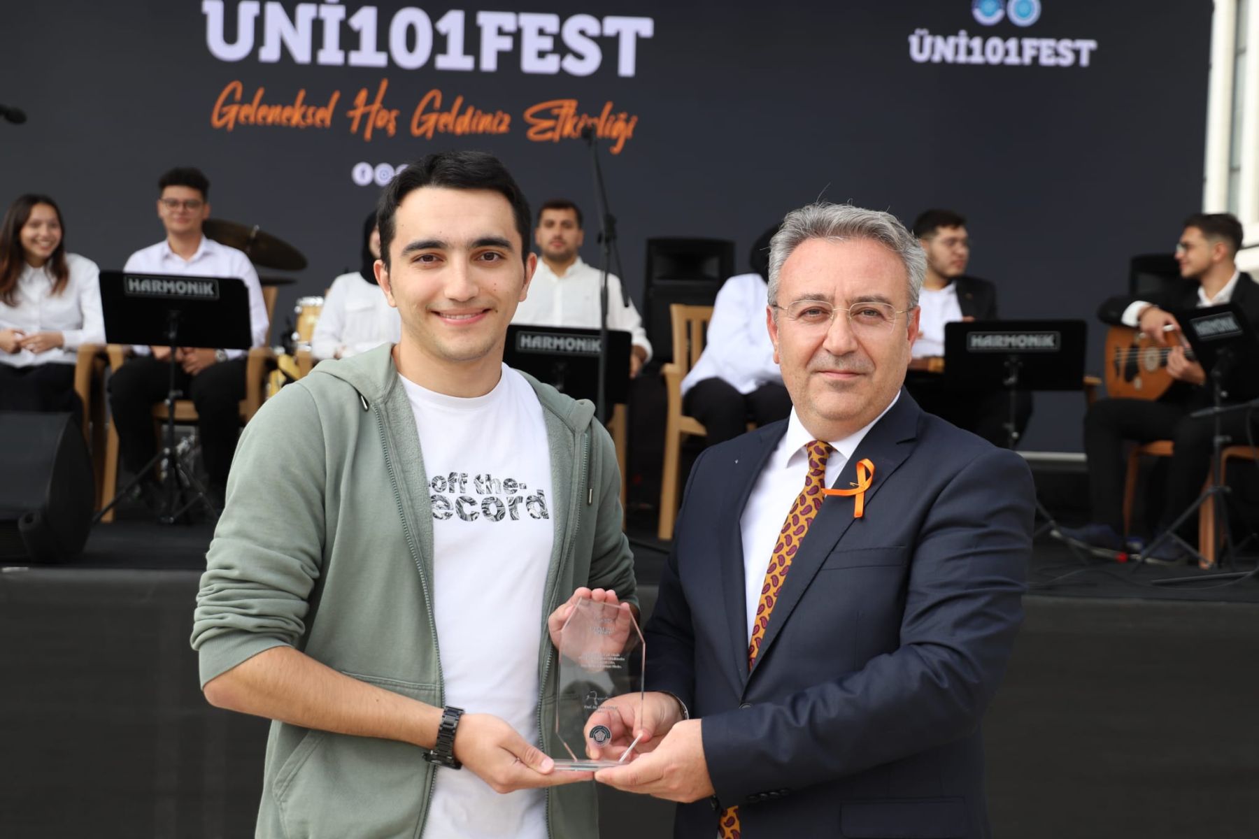 SAĞLIK İÇİN EL ELE ÖĞRENCİ TOPLULUĞUNDAN BİR ÖDÜL DAHA