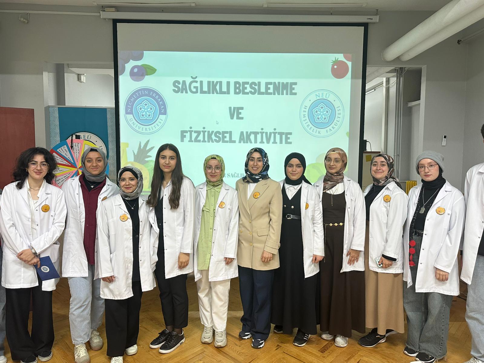 İlkokul Çocuklarında Sağlıklı Beslenme ve Fiziksel Aktivite Eğitimi