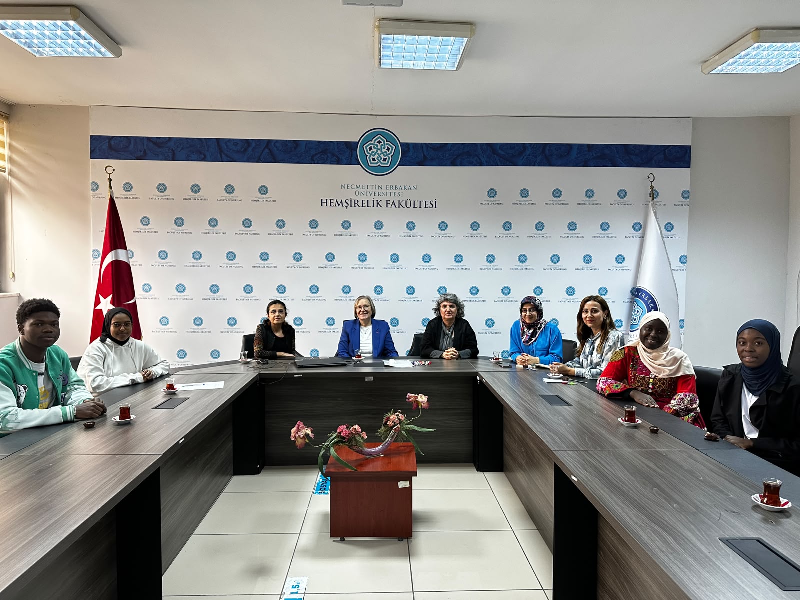 Hemşirelik Fakültesinde Yabancı Uyruklu Öğrencilere Yönelik Uyum Programı Gerçekleştirildi