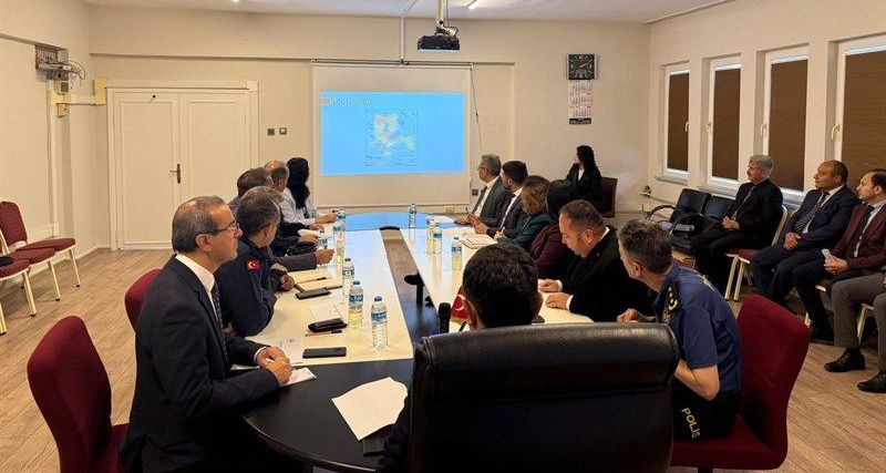 Dekanımız Bağımlılıkla Mücadele İlçe Kurul Toplantısına Katıldı