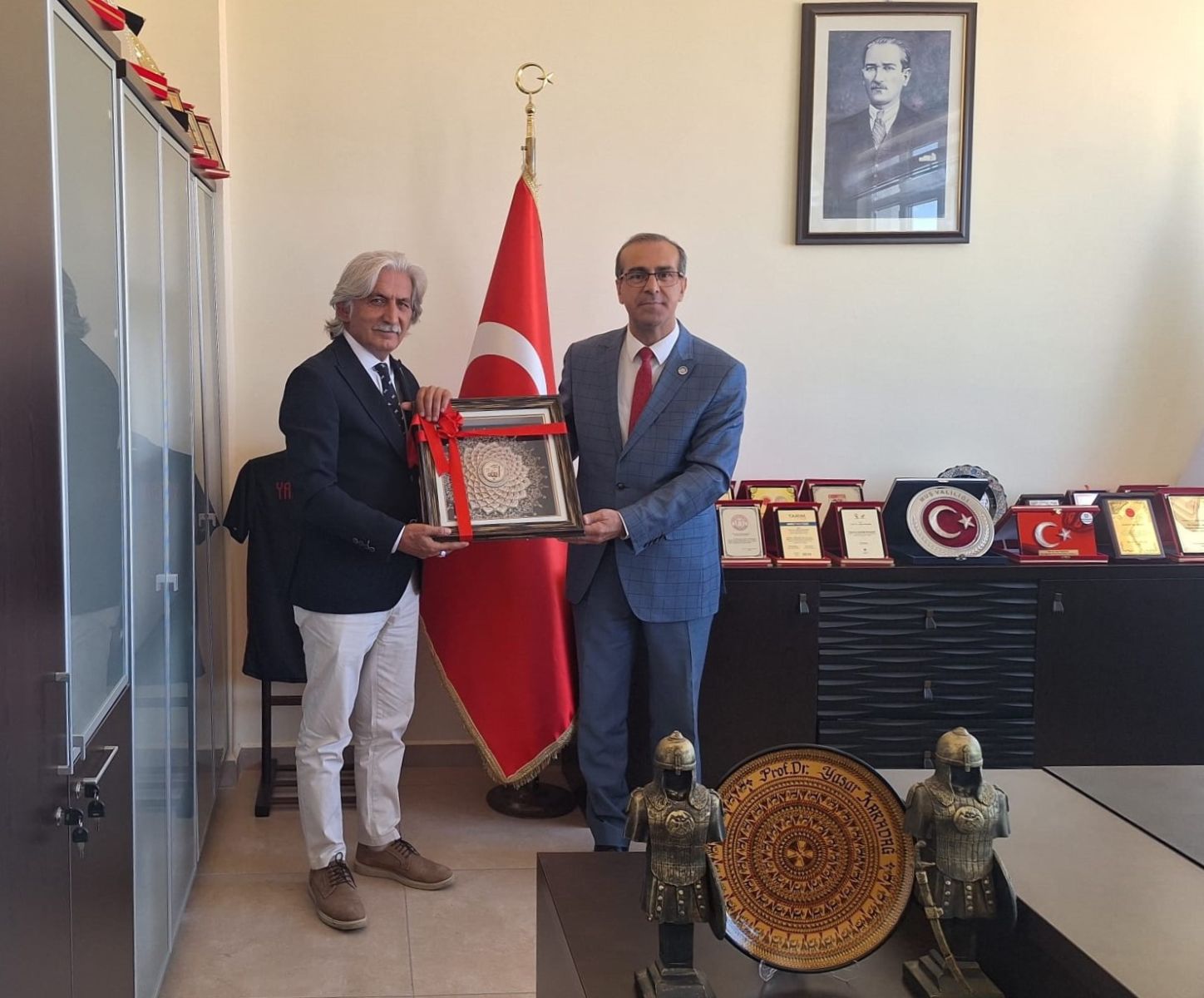 Kaymakamımız Sayın Fatih Genel, Dekanımız Prof. Dr. Yaşar Karadağ’a İade-i Ziyarette Bulundu