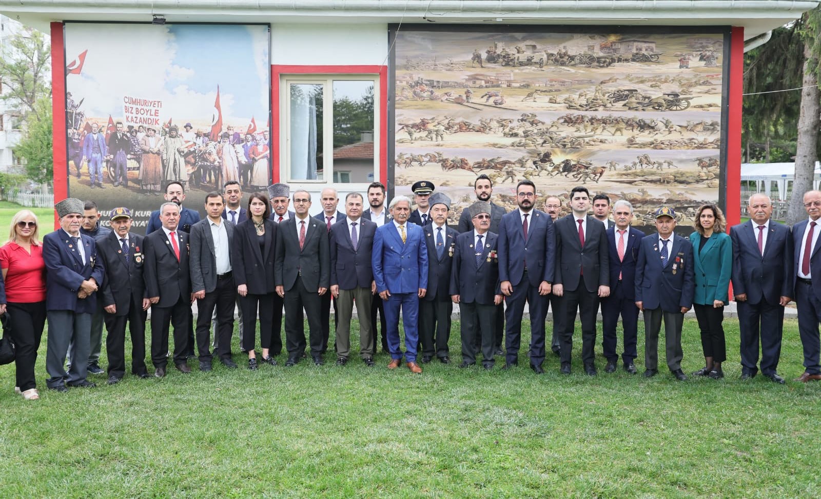 Dekanımız Gaziler Günü Dolayısıyla Muharip Gaziler Derneği’ni Ziyaret Etti