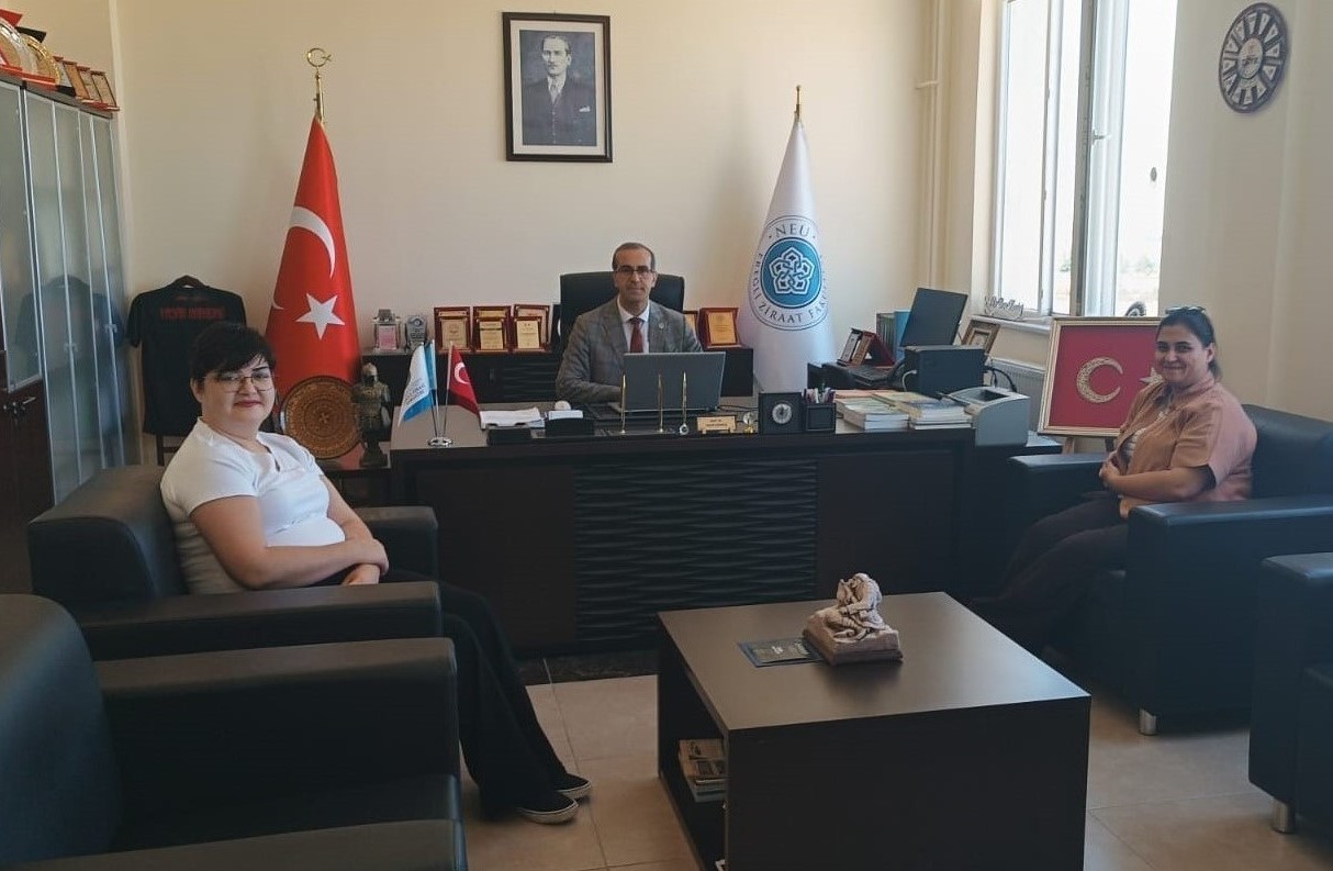 Veteriner Fakültesi Öğretim Üyesi ve Ziraat Yüksek Mühendisinden Dekanımıza Ziyaret