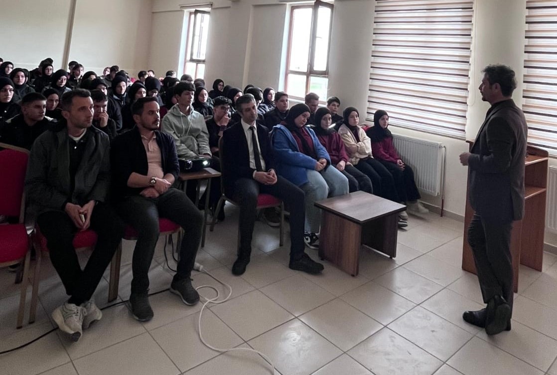 Tübitak Bilim Söyleşileri Kapsamında Seminer Verildi