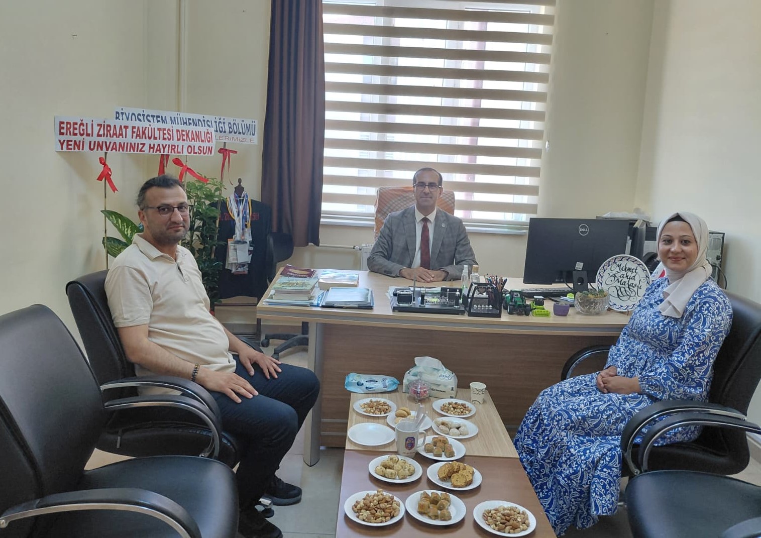 Doçent Ünvanı Alan Fakültemiz Biyosistem Mühendisliği Bölümü Öğretim Üyesi Dr. Mehmet Zahid Malaslı’ya Hayırlı Olsun Ziyareti