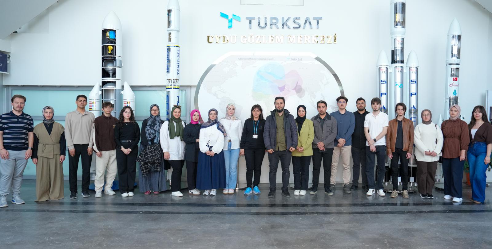 Havacılık ve Uzay Mühendisliği Bölümü Öğrencilerinden TÜRKSAT’a Teknik Gezi