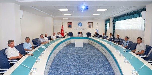 Our Rector Prof. Dr. Cem Zorlu Met with Institute Directors at Our University and Held a Quality Meeting.