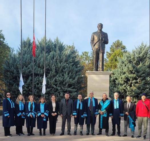 Cumhuriyetimizin kurucusu Gazi Mustafa Kemal Atatürk'ün vefatının 87. yıl dönümünde saygı, rahmet ve minnetle anıyoruz.