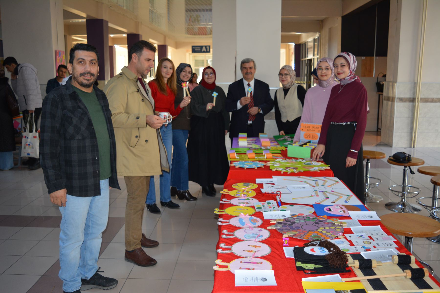 Özel Eğitim Bölümünün Hazırlamış Olduğu Materyal ve Teknoloji Tasarım Sergisi