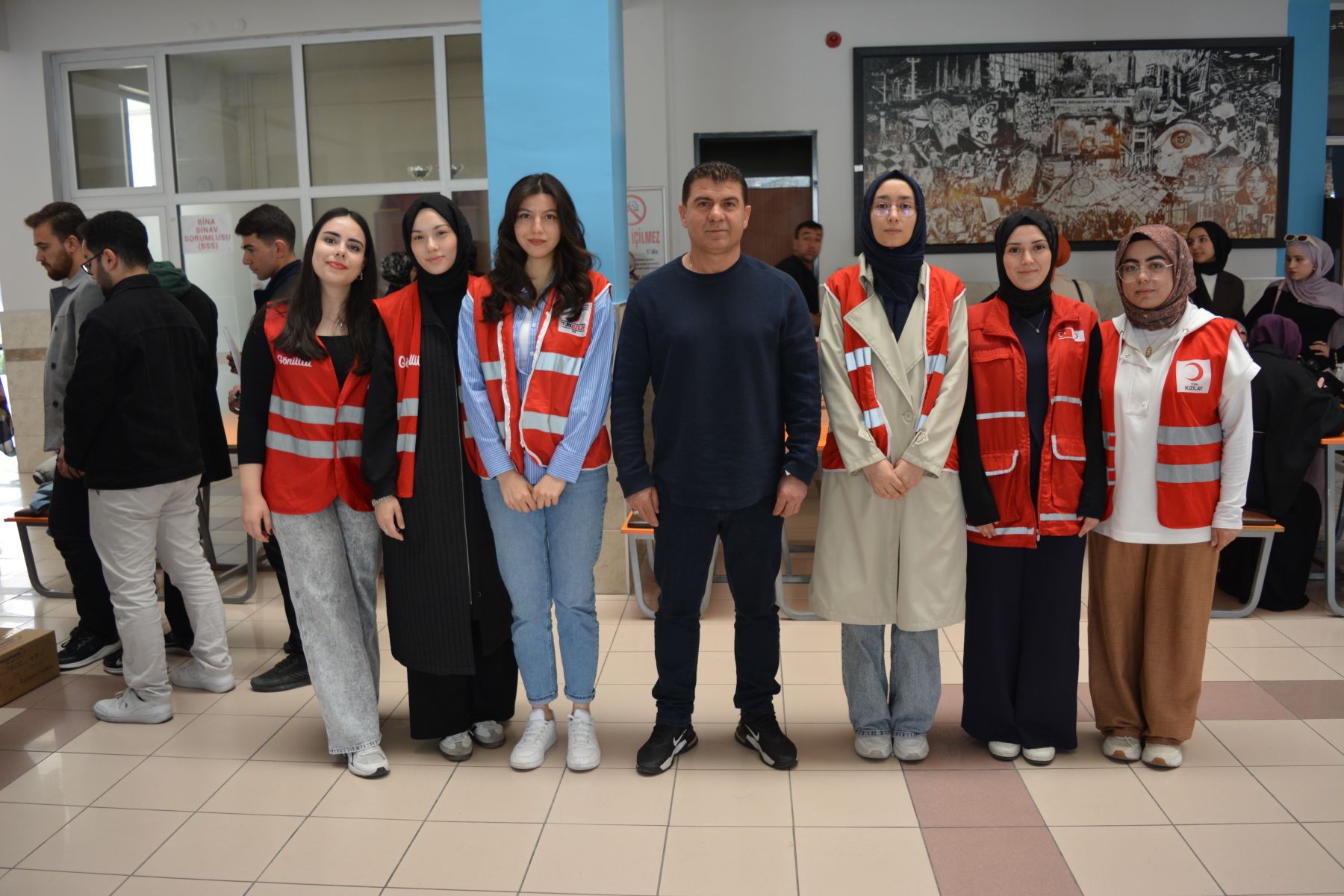 Dekanımızdan Kızılay’a Destek