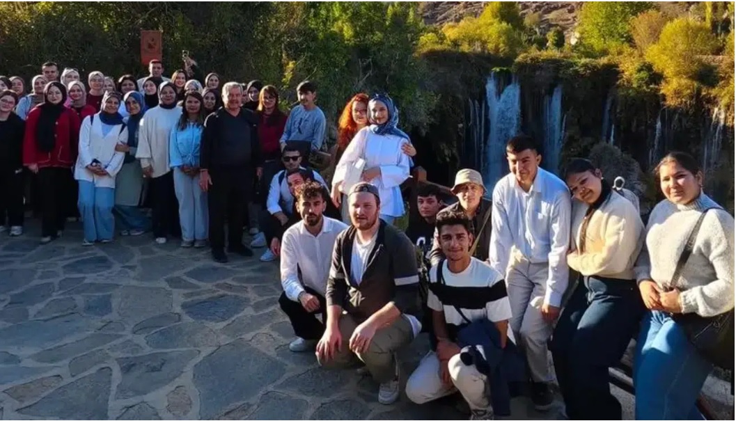 NEÜ Coğrafya Öğrencileri, Tanışma Yemeğinde Buluştu