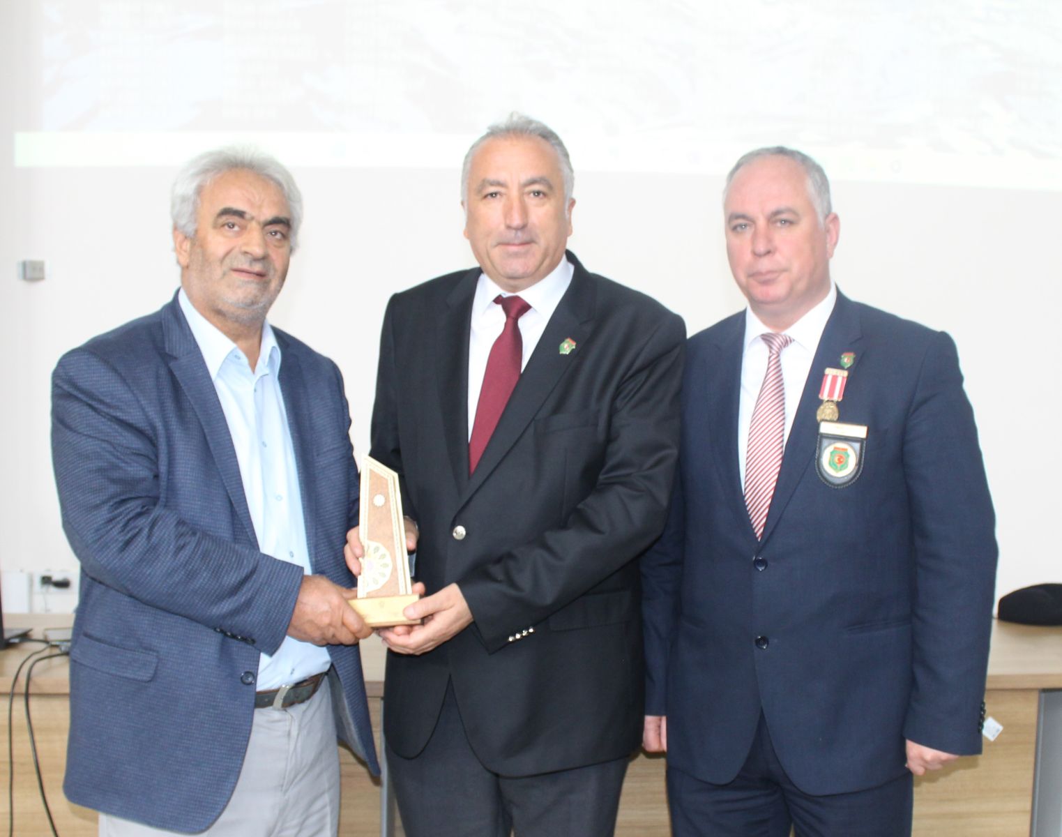 Bir Gazinin Gözünden Türkiye Gündemi Konferansı Düzenlenmiştir.