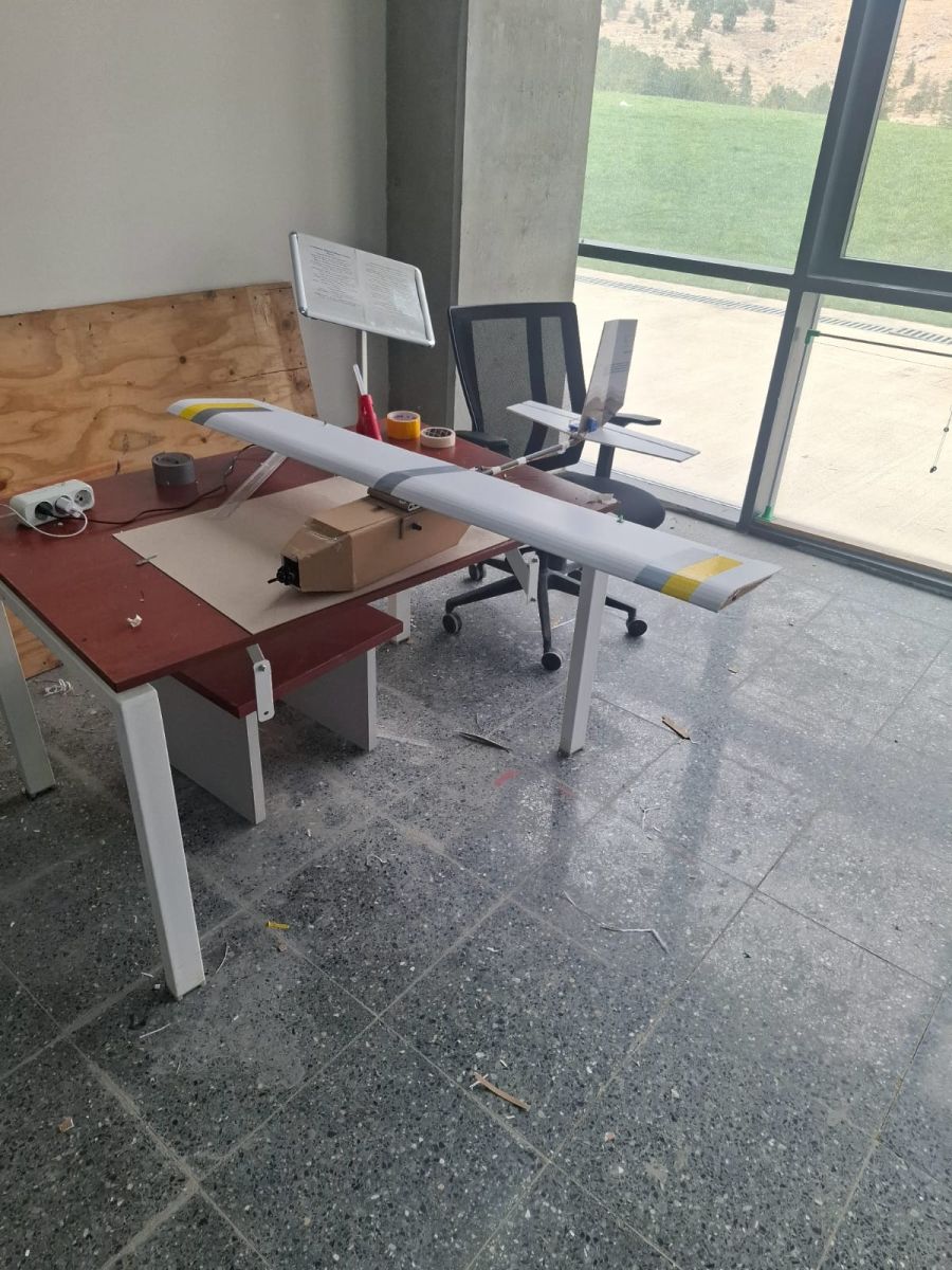 Gökyüzüne İlk İmza: Uçak Mühendisliği 1. Sınıflar, Model Uçak Projesini Başarıyla Tamamladı.