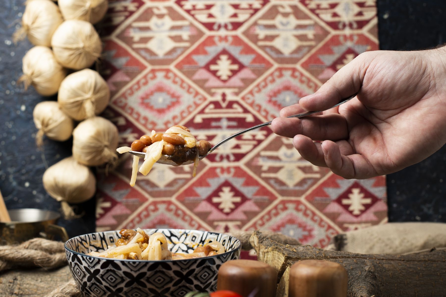 Çatalhöyükten Günümüze:Arkeogastronomi ile Konya Mutfağının Kökenleri