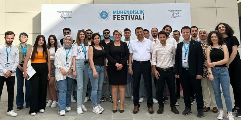 Geleceğin Mühendisleri 1. Mühendislik Gençlik Festivali’nde Buluştu