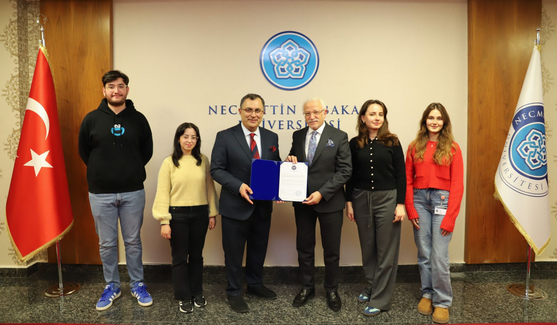 Üniversitemiz Genç Doktor Adaylarından Taşkent’te Örnek Performans