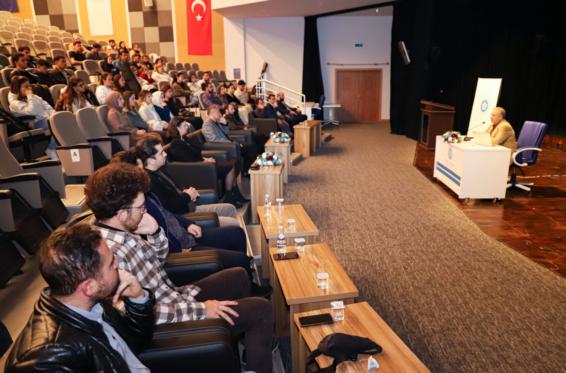 Cumhurbaşkanlığı Klasik Türk Müziği Korosu Şefi Mehmet Güntekin Üniversitemizde Öğrencilerimizle Buluştu