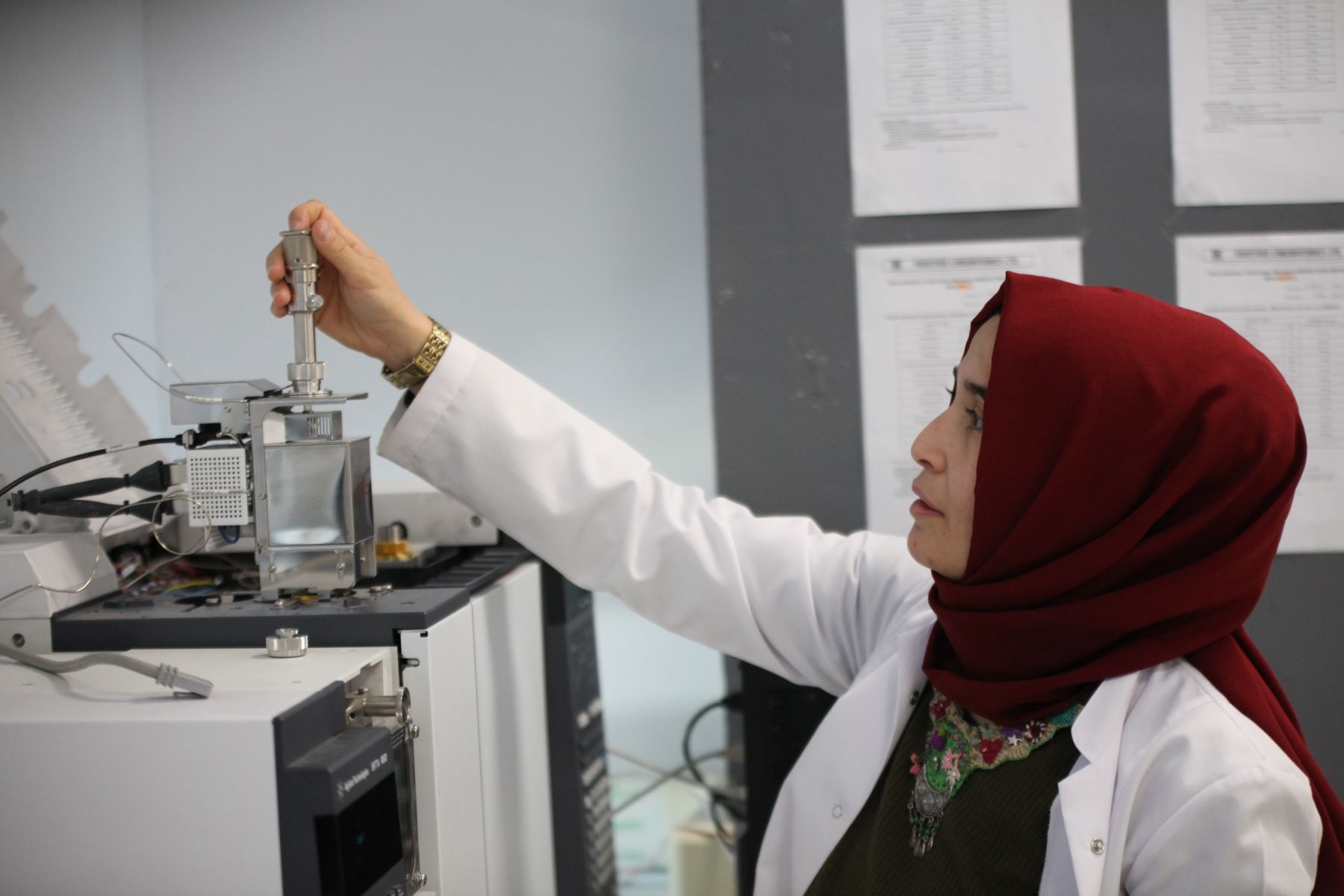 NEÜ BİTAM, Ulusal ve Uluslararası Projelerle Öne Çıkıyor