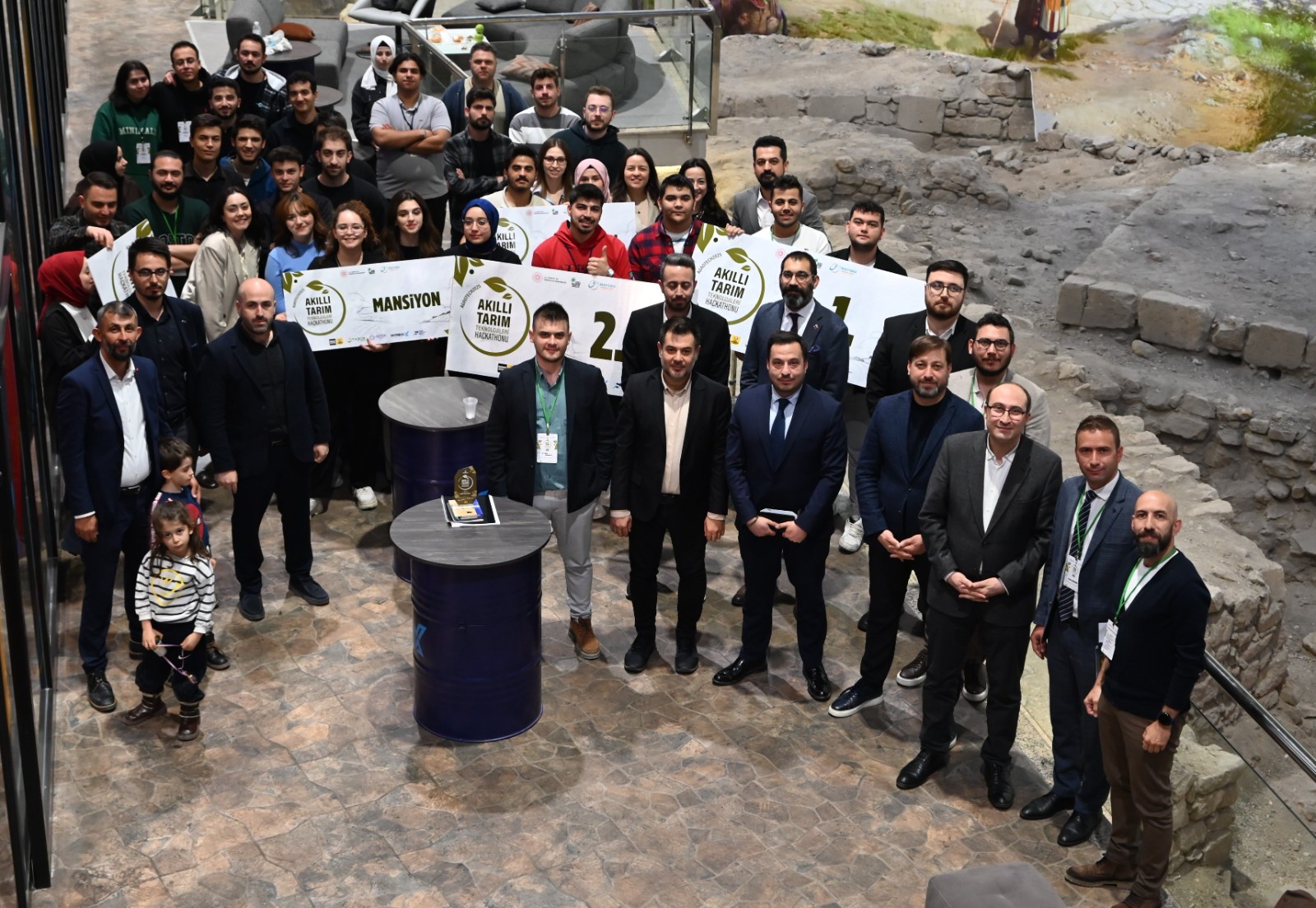Öğrencilerimizden Agrotech 2025 Hackathon Yarışması Başarısı