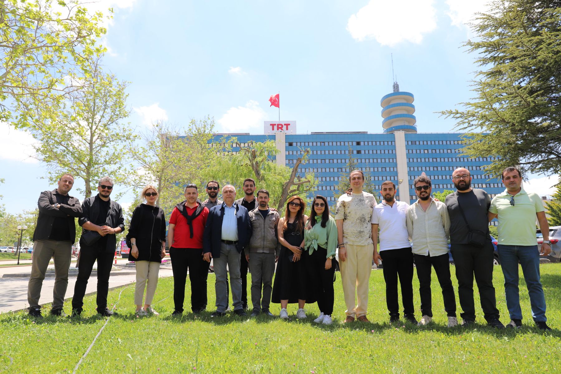 Üniversitemiz Kurumsal İletişim Koordinatörlüğü’nden Yayıncılığın Merkezi TRT’ye Teknik Ziyaret