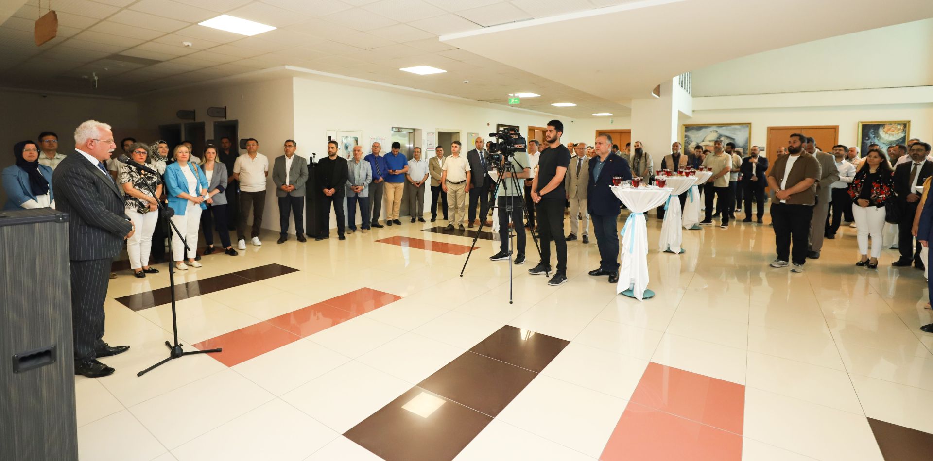 Üniversitemizde Bayramlaşma Programı Gerçekleştirildi