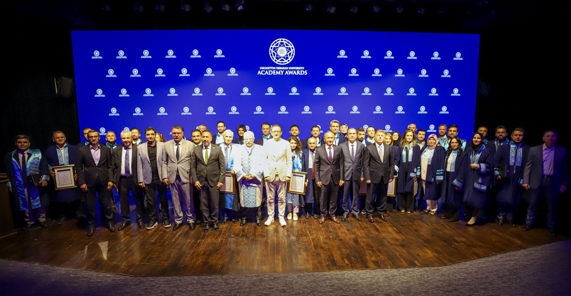Üniversitemizde Akademi Ödülleri Sahiplerini Buldu