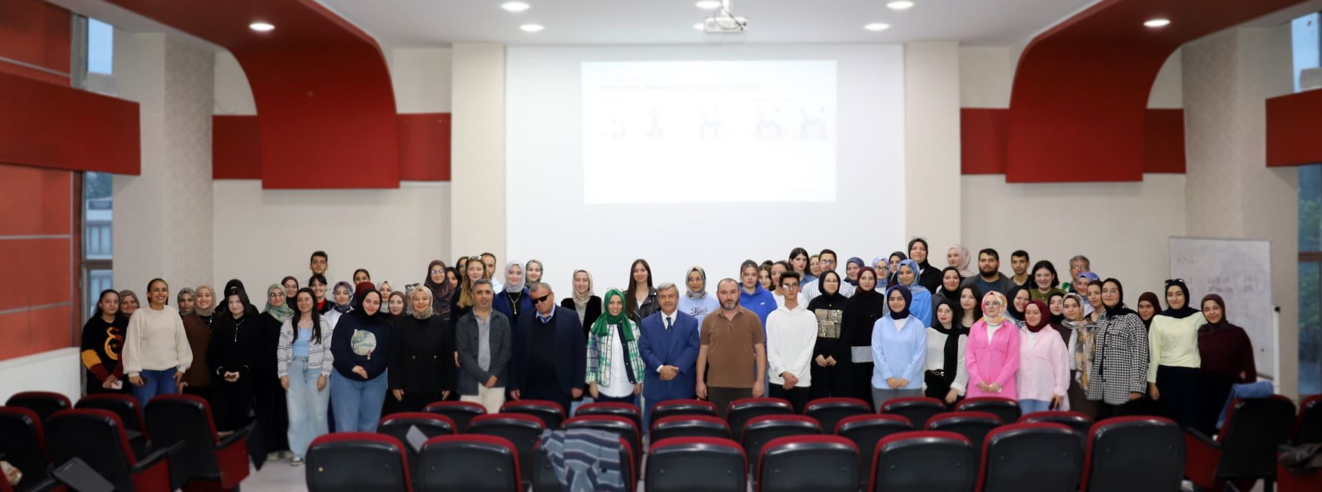 Üniversitemizden Erişilebilir ve Kapsayıcı Toplum İçin İki Önemli Eğitim