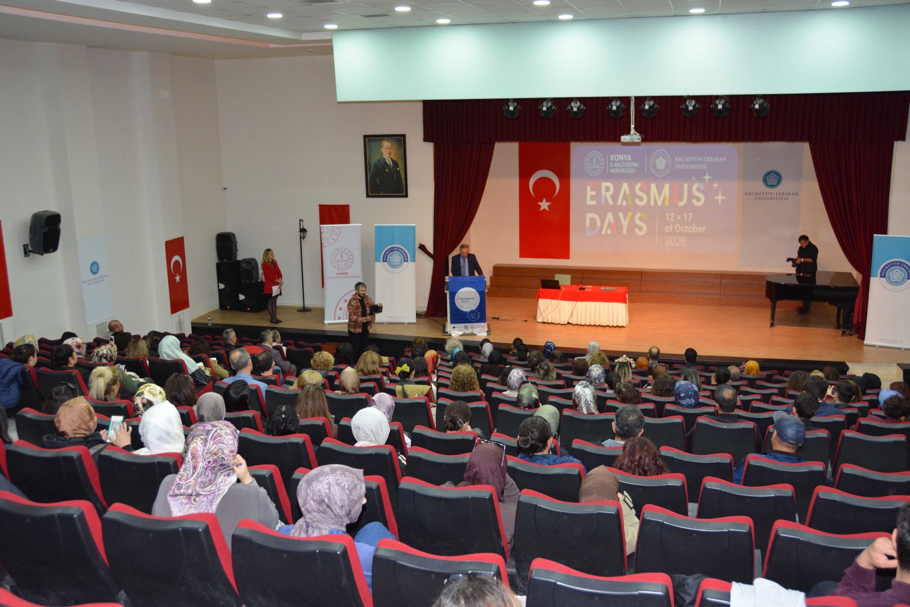 Üniversitemizde “Erasmus Günleri” Etkinliğinde Küresel Fırsatlar Anlatıldı
