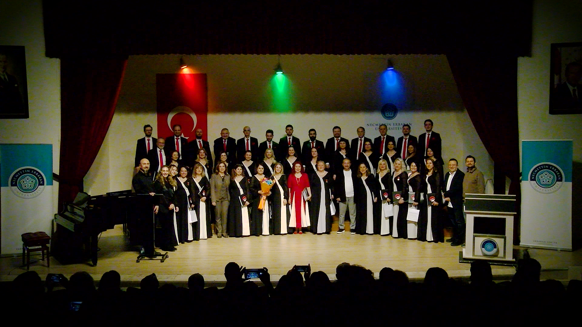 TPKD Türkiye Korosu Konya’da Sanatseverlerle Buluştu