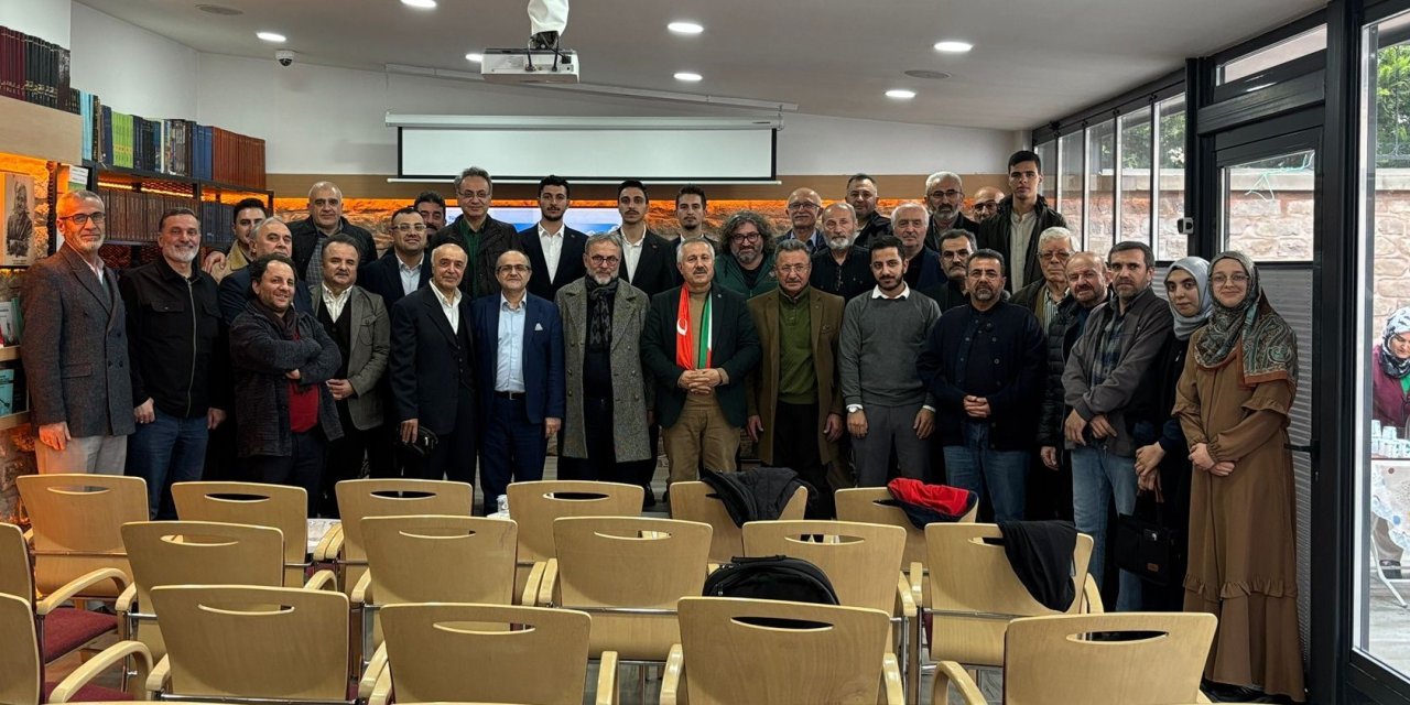 TYB Konya’da “Gazze ve Radikalleşen İsrail” Konuşuldu