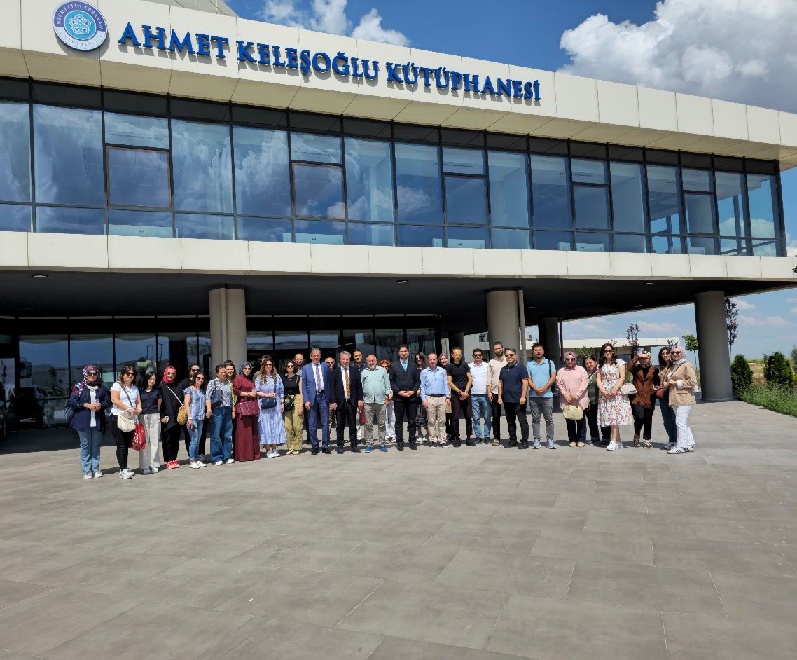 YADAM Akademik Kurulu Sonrasında Ahmet Keleşoğlu Kütüphanesi Ziyaret Edildi.